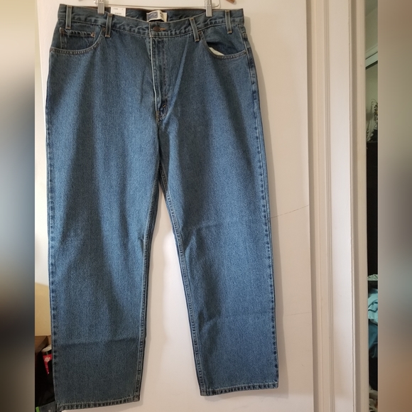 LEVI'S SIZE 42 MENS' TROUSERS - Picture 3 of 7